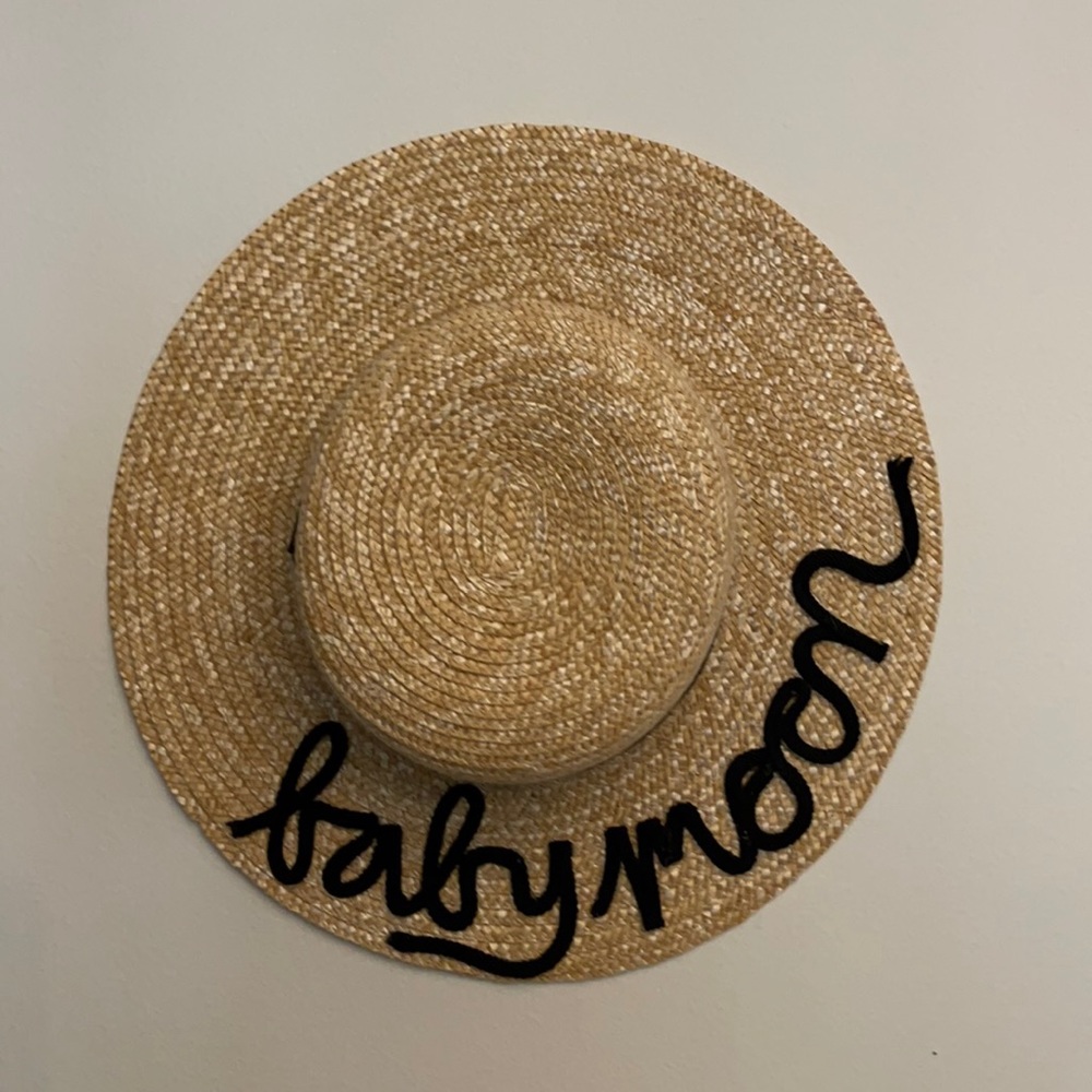 Straw Hat for your babymoon! (Hand made lettering)